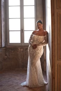 How to choose wedding dresses for different body type