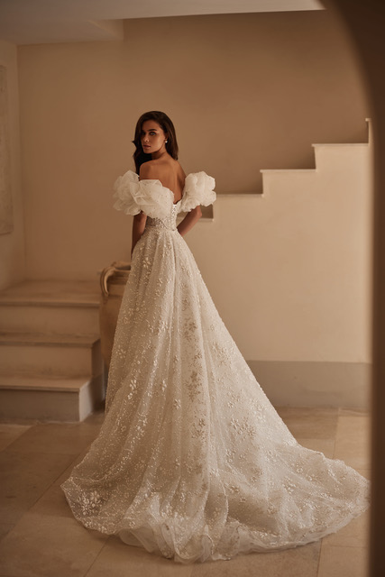 Eliana wedding dress by Lanesta