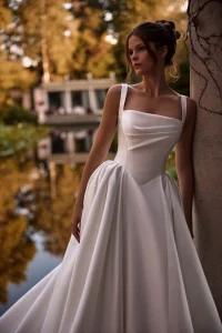 Vonvè Bridal Offers Custom Wedding Gowns